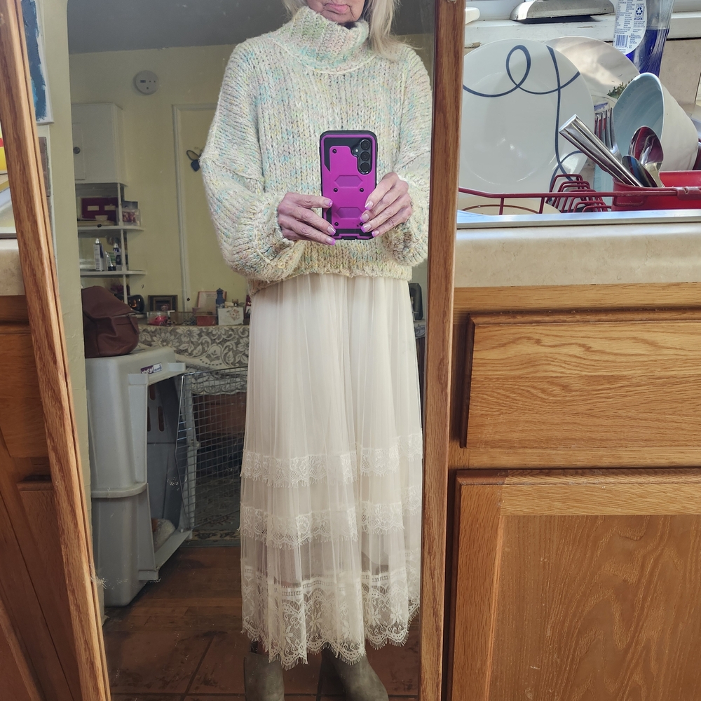 Elegant Cream Maxi Skirt